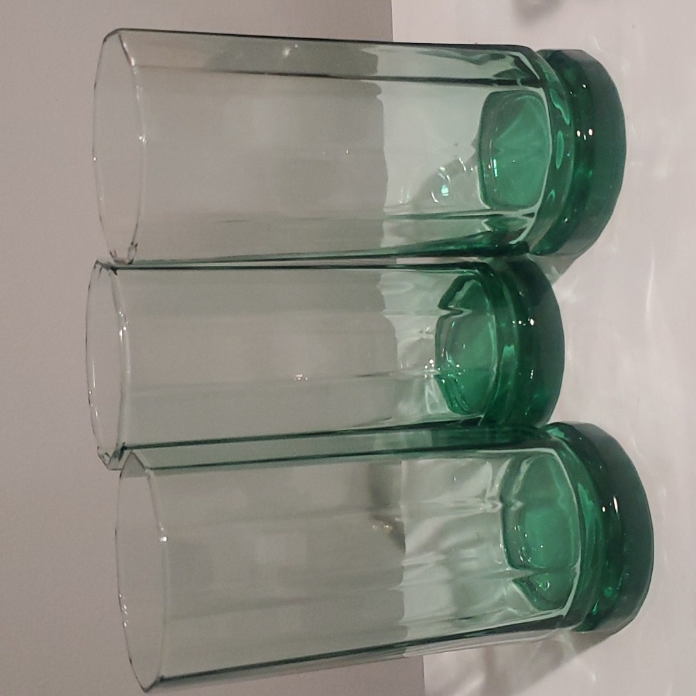 3 green Anchor Hocking glasses with the anchor in a square stamp (1968-present)